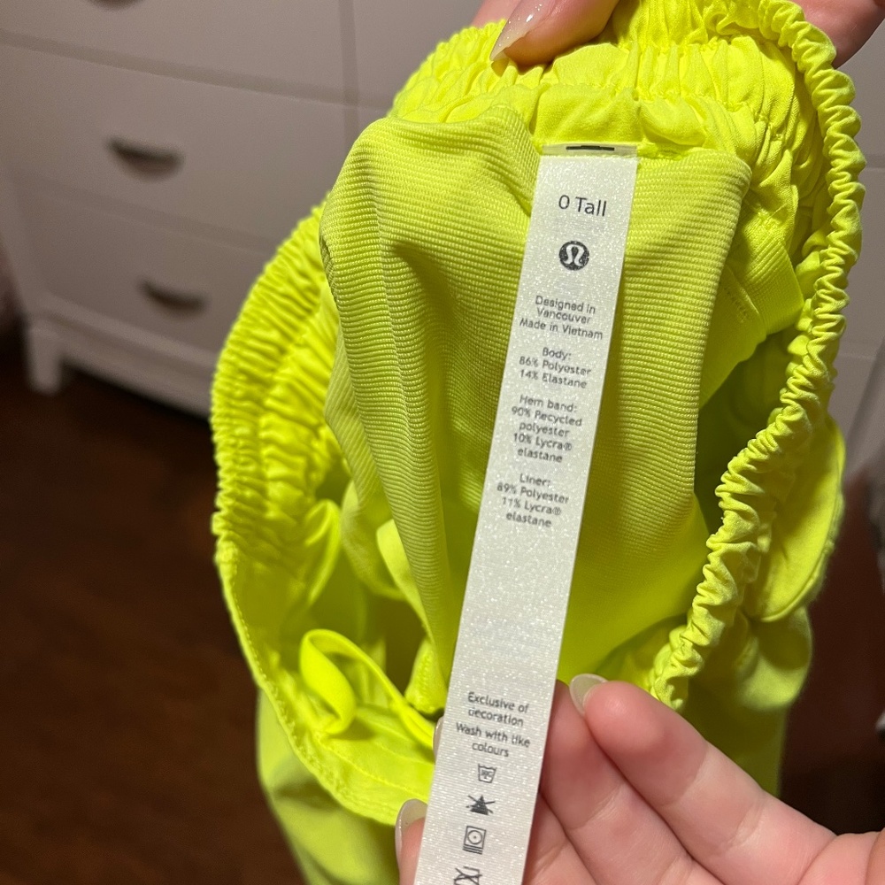 Yellow Hotty Hots size 0